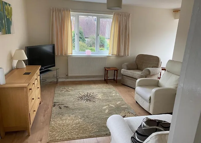 Spacious First Floor Apartment In The Centre Of Church Stretton With Free Parking