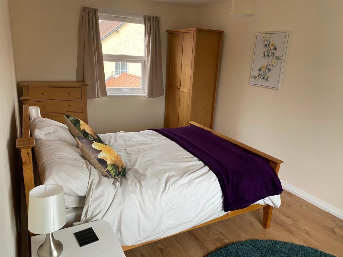 Appartement Spacious First Floor In The Centre Of With Free Parking *